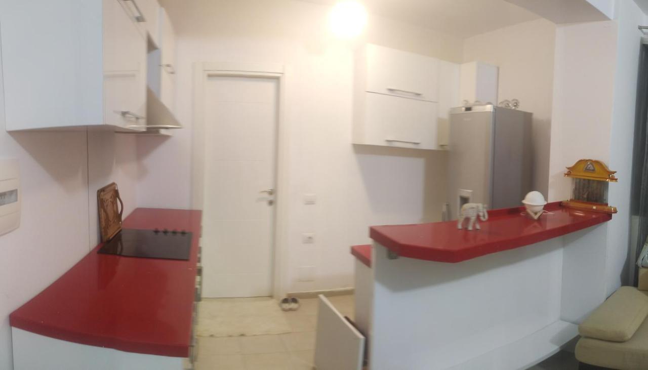 One Apartment *